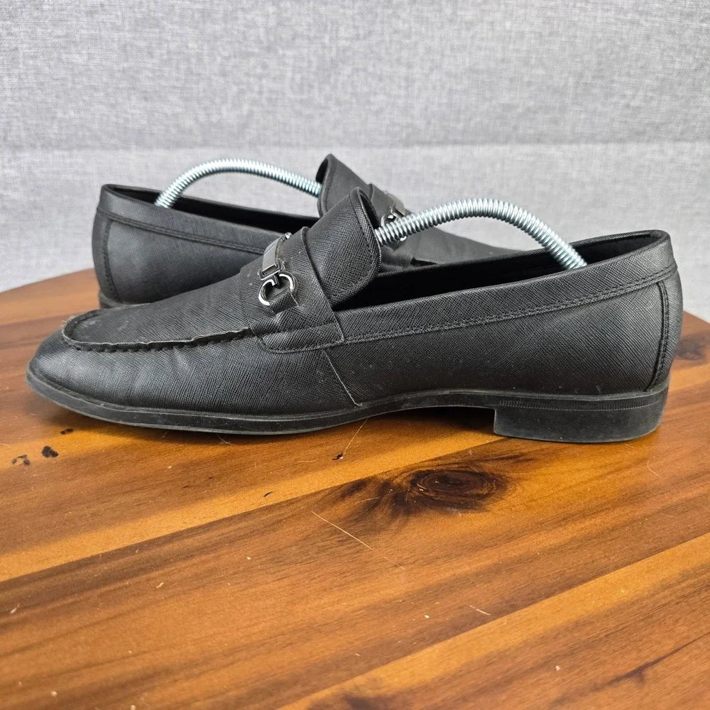 GUESS Mens Black Loafer Shoes Style GMHALDIE R Size‎ 9.5 U S